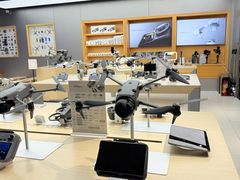 -DJI大疆(深圳华强北曼哈授权体验店)