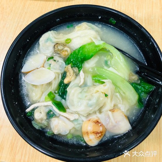霞仔早餐店(肠粉,汤粉面)