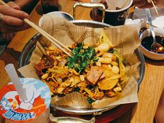 -红渡小香·牛肉麻辣香锅(车站南路店)