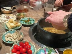 -蘑界·野生菌火锅(深业上城店)