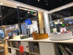 -藏猫猫咖啡主题馆(中央大道店)