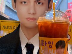 -BHC炸鸡(明洞总店)