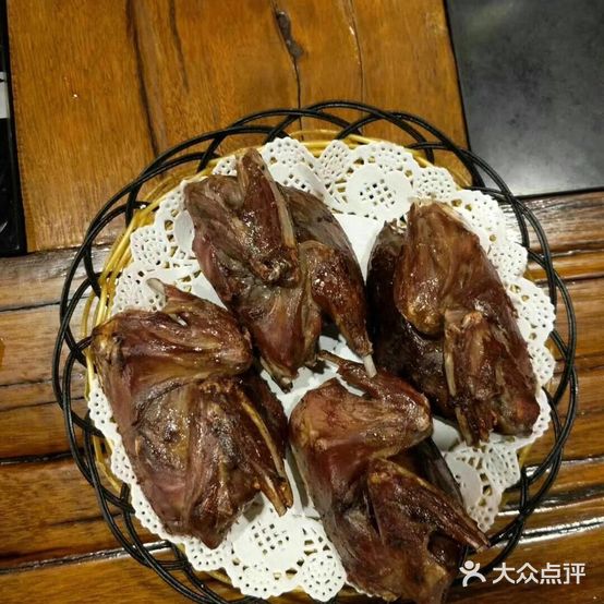东哥焖烧鸽(汇通路店)