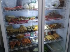 自助取餐区-十二中串串香(三桥街道桃园北路东社区店)