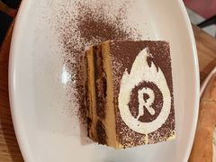 -城市大道红炉披萨烘焙坊