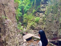 -龙潭大峡谷