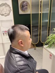 -童辉造型