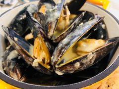 -La Mer Restaurant & Lounge