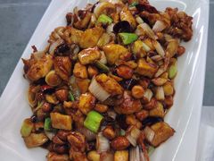 -海派美食·家宴海鲜青岛菜·石锅鲽鱼头(东方城店)