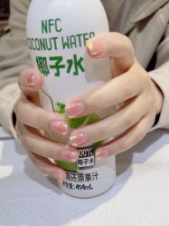-桃色美甲沙龙