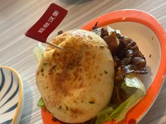 -必胜客(世纪港湾店)