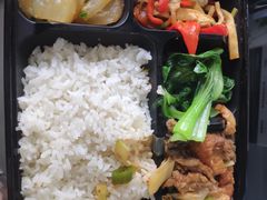 -华胜奔驰宝马奥迪专修连锁(虹梅南路店)
