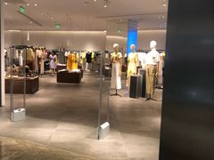 -URBAN REVIVO(大信新都汇店)
