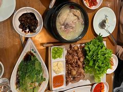 -长寿参鸡汤(朝韩风情街店)