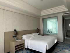 -上海漕河泾万丽酒店