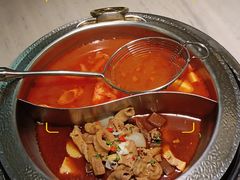 -左庭右院鲜牛肉火锅(浦江欢乐颂店)