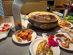 -山焱·炭火自助烤肉(周浦万达店)