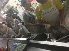 -芳婆糕团店(王府大街店)
