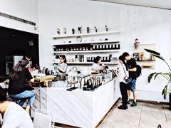 -UNI UNI(环亚凯瑟琳店)