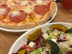 -城市大道红炉披萨烘焙坊