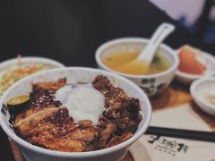 -熊吞·大碗丼烧肉饭(清江浦区万达店)