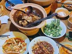 -吃饭皇帝大土家民族菜(正大广场店)
