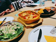 -必胜客(WOW中心城店)