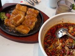 -峨嵋小镇·川菜(勒泰中心店)