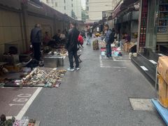 -云洲古玩城(大木桥路店)