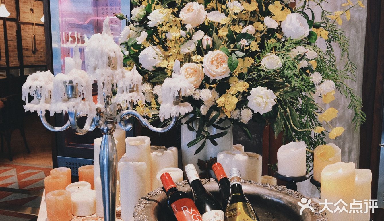 今日心动|氛围感餐厅天花板！约会首选！