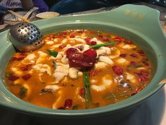-周渝食惦·酸菜鱼精致川菜(横岗店)