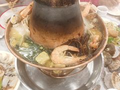 -一口猪海鲜浑锅·东北家常菜