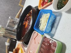 -五味缘小郡肝串串火锅(泛悦城市奥特莱斯店)