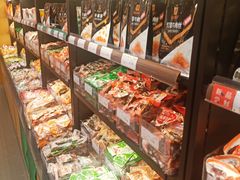 -良品铺子(五角场万达店)