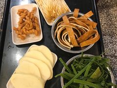 -邓莽子老火锅(中兴路总店)
