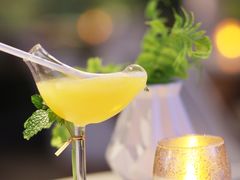 -Oasis Bar & Grill
