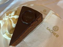 -Cafe Sacher(WIEN)