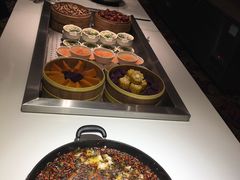 -凤冠假日酒店自助餐