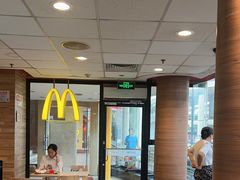 -麦当劳(虹梅路地铁站店)