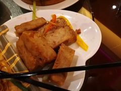 -广州中心皇冠假日酒店·百粤楼