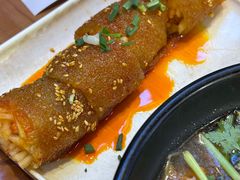 -爆炸头阿姨小四川正宗川味小吃(无任何分店)