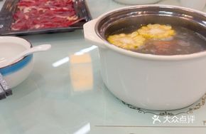 Corn and Radish Clear Soup Pot
