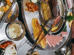 -哈哈碳都·牛肋条无限自助烤肉(台江万达店)