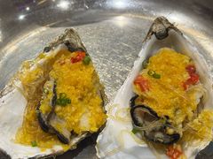 蒜蓉粉丝蒸生蚝-必点海鲜·海肠捞饭·鲅鱼水饺(滨江道店)