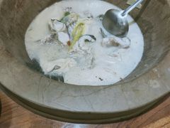 -滇香肴·云南菜蒸汽石锅鱼(云南北路店)