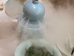 -荷花亭·湖北融合菜(中商广场店)