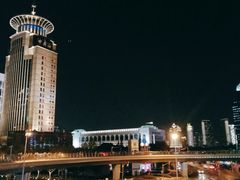 -陆家嘴空中步行连廊