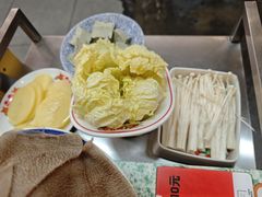 -肖婷姐大铁锅重庆火锅(南湖店)
