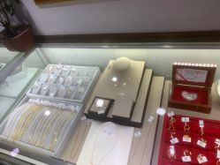 -张师傅首饰加工修理(西单华威潮铺街店)