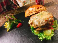 -HIGH FIVE哈福手工汉堡(桂林路店)